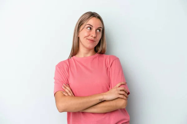 Jonge Blanke Vrouw Geïsoleerd Blauwe Achtergrond Dromen Van Het Bereiken — Stockfoto