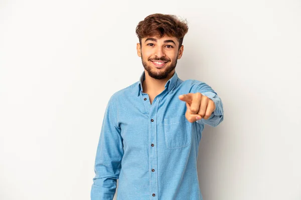 Young Mixed Race Man Isolated Grey Background Cheerful Smiles Pointing — Foto Stock