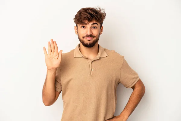 Young Mixed Race Man Isolated Grey Background Smiling Cheerful Showing — 图库照片