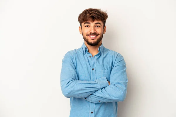 Young Mixed Race Man Isolated Grey Background Who Feels Confident — 图库照片