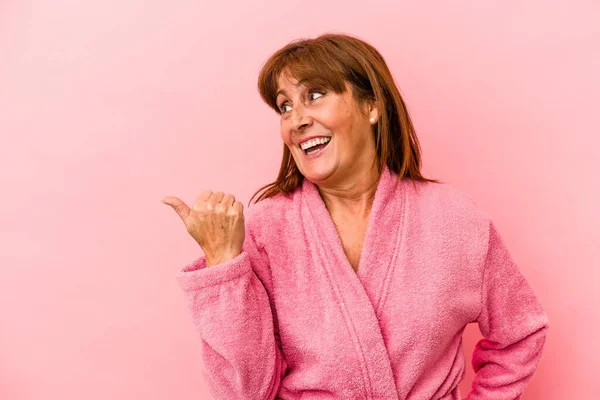 Middle Age Caucasian Woman Wearing Bathrobe Isolated Pink Background Points — Stockfoto