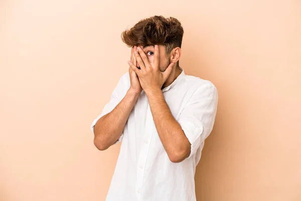 Young Arab Man Isolated Beige Background Blink Fingers Frightened Nervous — Stock fotografie