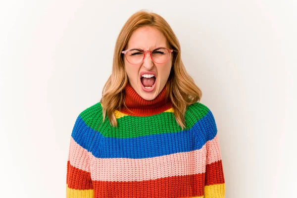 Young Caucasian Woman Wearing Sweater Stripes Isolated White Background Screaming — Zdjęcie stockowe
