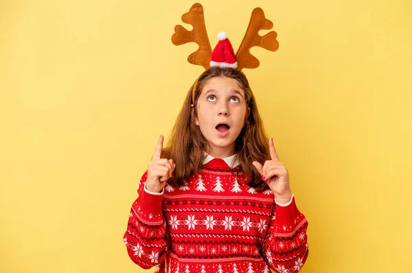 Little Caucasian Girl Wearing Christmas Reindeer Hat Isolated Yellow Background — 스톡 사진