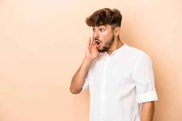 Young Arab Man Isolated Beige Background Being Shocked Because Something — Stockfoto