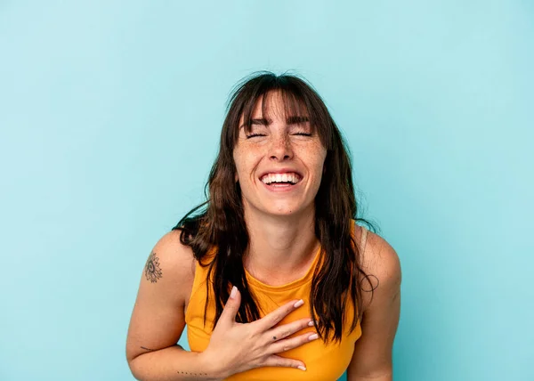 Young Argentinian Woman Isolated Blue Background Laughs Out Loudly Keeping — Fotografia de Stock