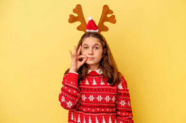 Little Caucasian Girl Wearing Christmas Reindeer Hat Isolated Yellow Background — 스톡 사진