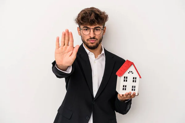 Young Arab Real Estate Man Holding Model House Isolated Isolated — Stockfoto