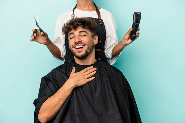 Young Arab Man Ready Get Haircut Isolated Blue Background Laughs — Stock Photo, Image