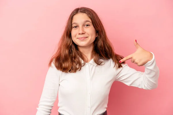 Little Caucasian Girl Isolated Pink Background Person Pointing Hand Shirt — Stock Photo, Image