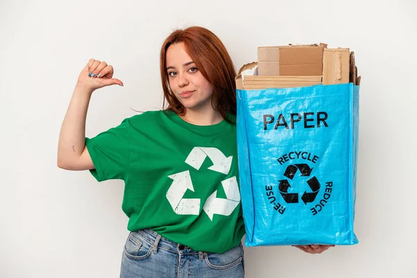 Young Caucasian Woman Recycled Paper Isolated White Background Feels Proud — ストック写真