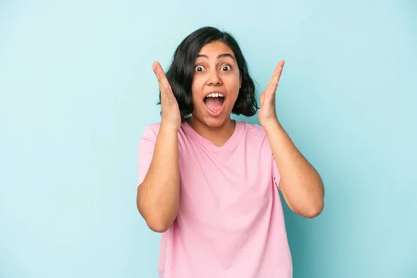Young Latin Woman Isolated Blue Background Celebrating Victory Success Surprised — Stock Photo, Image