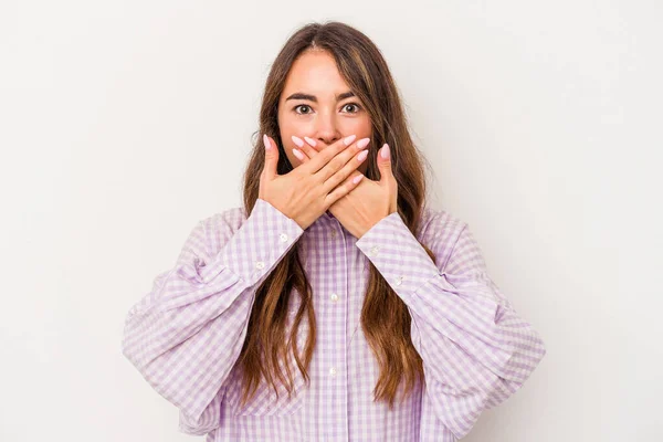 Young Caucasian Woman Isolated White Background Shocked Covering Mouth Hands — Stock Photo, Image