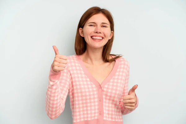 Young English Woman Isolated Blue Background Raising Both Thumbs Smiling — Stock Photo, Image