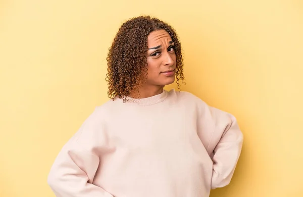 Young Latin Transsexual Woman Isolated Yellow Background Frowning Face Displeasure — Stock Photo, Image