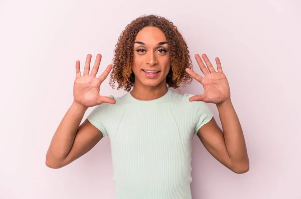 Young Latin Transsexual Woman Isolated Pink Background Showing Number Ten — Stock Photo, Image