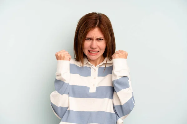 Jong Engels Vrouw Geïsoleerd Blauwe Achtergrond Boos Schreeuwen Met Gespannen — Stockfoto