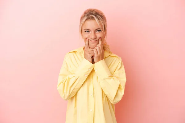 Young Russian Woman Isolated Pink Background Doubting Two Options — Stock Photo, Image