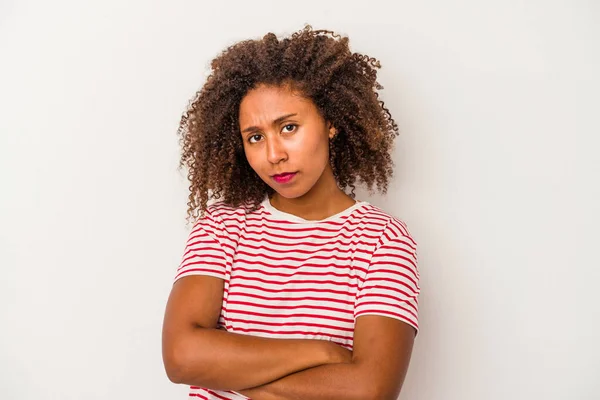 Jonge Afro Amerikaanse Vrouw Met Krullend Haar Geïsoleerd Witte Achtergrond — Stockfoto