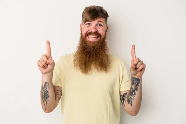 Young Caucasian Ginger Man Long Beard Isolated White Background Indicates — Stock Photo, Image