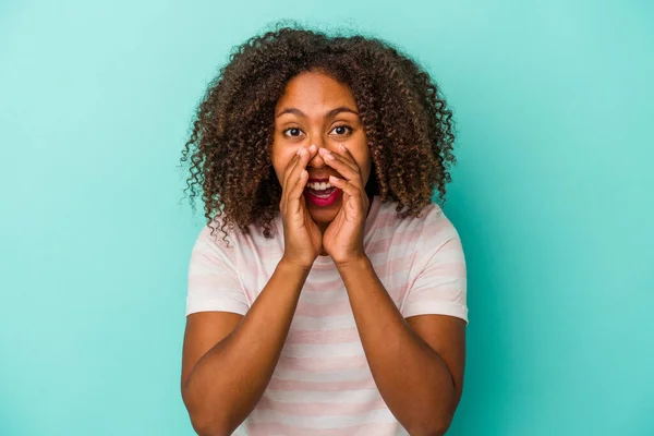 Young African American Woman Curly Hair Isolated Blue Background Saying — Stock Photo, Image