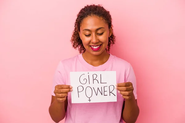 Jovem Afro Americana Segurando Cartaz Poder Menina Isolado Fundo Rosa — Fotografia de Stock