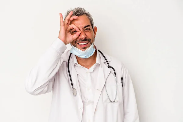 Middle Age Doctor Man Wearing Mask Virus Isolated White Background — Stock Photo, Image