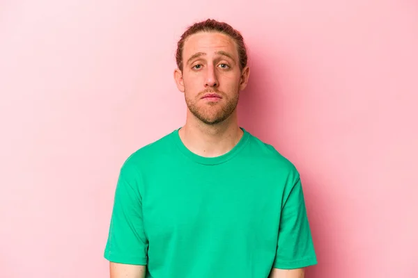Young Caucasian Man Isolated Pink Background Sad Serious Face Feeling — Stock Photo, Image