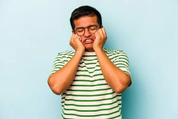 Young Hispanic Man Isolated Blue Background Crying Unhappy Something Agony — Stock Photo, Image