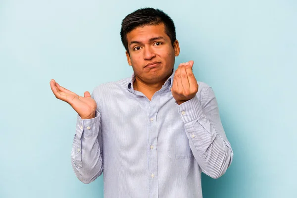 Young Hispanic Man Isolated Blue Background Showing She Has Money — Stock Photo, Image