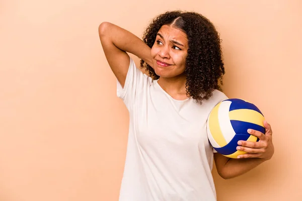 Young African American Woman Playing Volleyball Isolated Beige Background Touching — Foto Stock