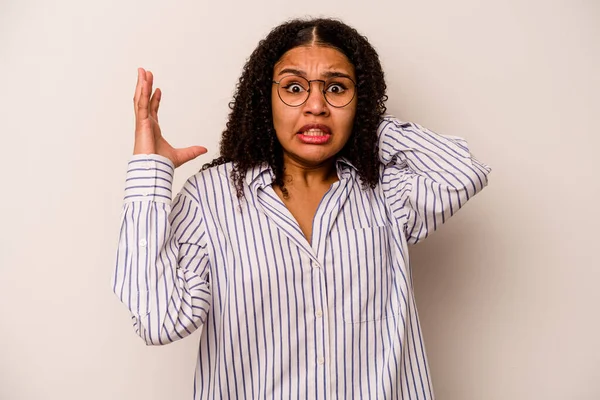 Young African American Woman Isolated White Background Screaming Rage — Stock Photo, Image