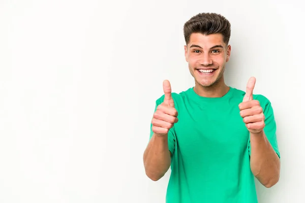 Jonge Blanke Man Geïsoleerd Witte Achtergrond Glimlachen Het Verhogen Van — Stockfoto