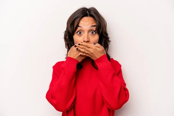 Young Hispanic Woman Isolated White Background Shocked Covering Mouth Hands — Fotografia de Stock