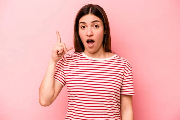 Jonge Blanke Vrouw Geïsoleerd Roze Achtergrond Met Een Aantal Grote — Stockfoto