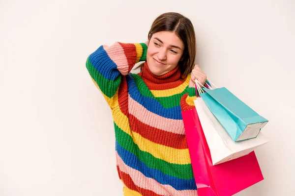 Ung Kaukasisk Kvinna Till Shopping Isolerad Vit Bakgrund Vidröra Baksidan — Stockfoto