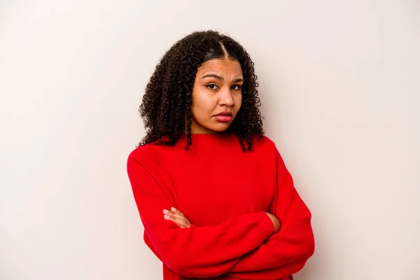 Mujer Afroamericana Joven Aislada Sobre Fondo Blanco Que Está Aburrida —  Fotos de Stock