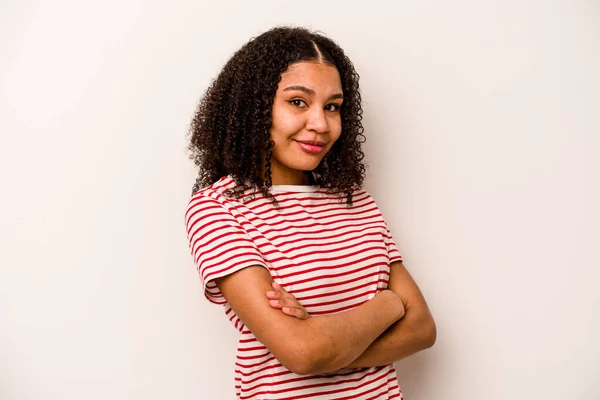 Jonge Afrikaanse Amerikaanse Vrouw Geïsoleerd Witte Achtergrond Gelukkig Glimlachend Vrolijk — Stockfoto
