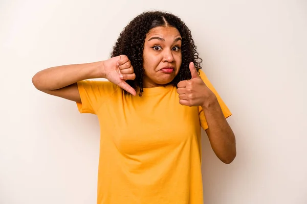 Young African American Woman Isolated White Background Showing Thumbs Thumbs — Stock Photo, Image