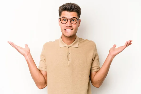 Young Caucasian Man Isolated White Background Confused Doubtful Shrugging Shoulders — Stock Photo, Image