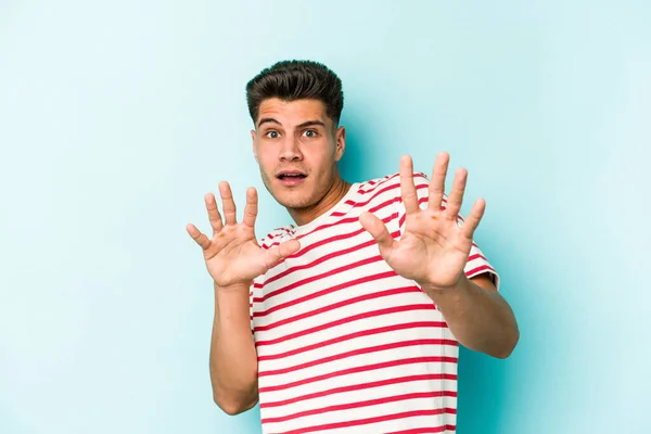 Young Caucasian Man Isolated Blue Background Being Shocked Due Imminent — Stock Photo, Image