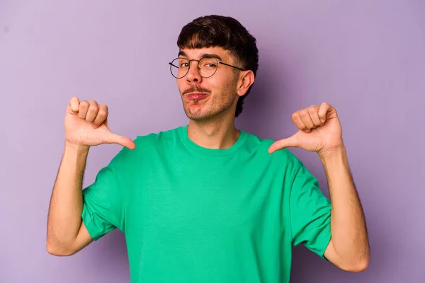 Young Caucasian Man Isolated Purple Background Feels Proud Self Confident — Stock Photo, Image