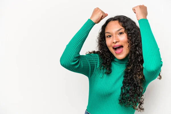 Young Hispanic Woman Isolated White Background Raising Fist Victory Winner — Stock Fotó