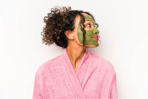 Young Hispanic Woman Wearing Facial Mask Isolated White Background Looks — Stock Photo, Image