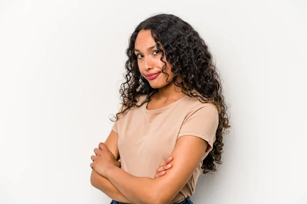 Young Hispanic Woman Isolated White Background Suspicious Uncertain Examining You — Foto de Stock