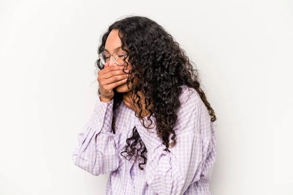 Young Hispanic Woman Isolated White Background Suffers Pain Throat Due — Foto Stock