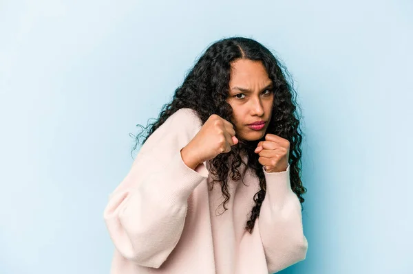 Young Hispanic Woman Isolated Blue Background Throwing Punch Anger Fighting — Stock Photo, Image