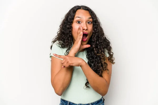 Young Hispanic Woman Isolated White Background Saying Gossip Pointing Side — Foto Stock
