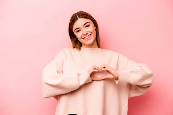 Jonge Blanke Vrouw Geïsoleerd Roze Achtergrond Glimlachen Het Tonen Van — Stockfoto