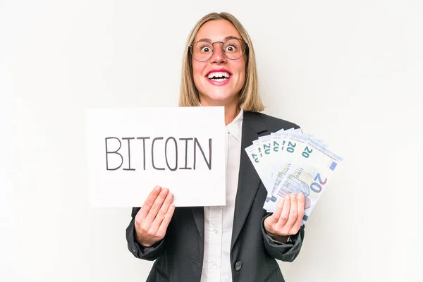 Jeune Femme Affaires Caucasienne Tenant Bitcoin Plaque Billets Isolés Sur — Photo